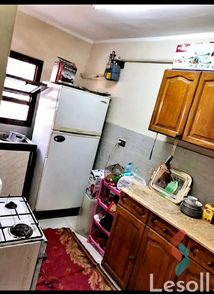 Apartment for sale with an data.area 100 meters and 3 data.rooms in Zawya al-Hamra Cairo