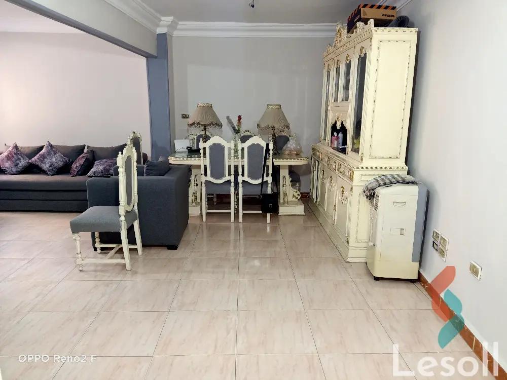 شقة للبيع بمساحة 100 متر و غرفتان في النزهة القاهرة - صورة 2