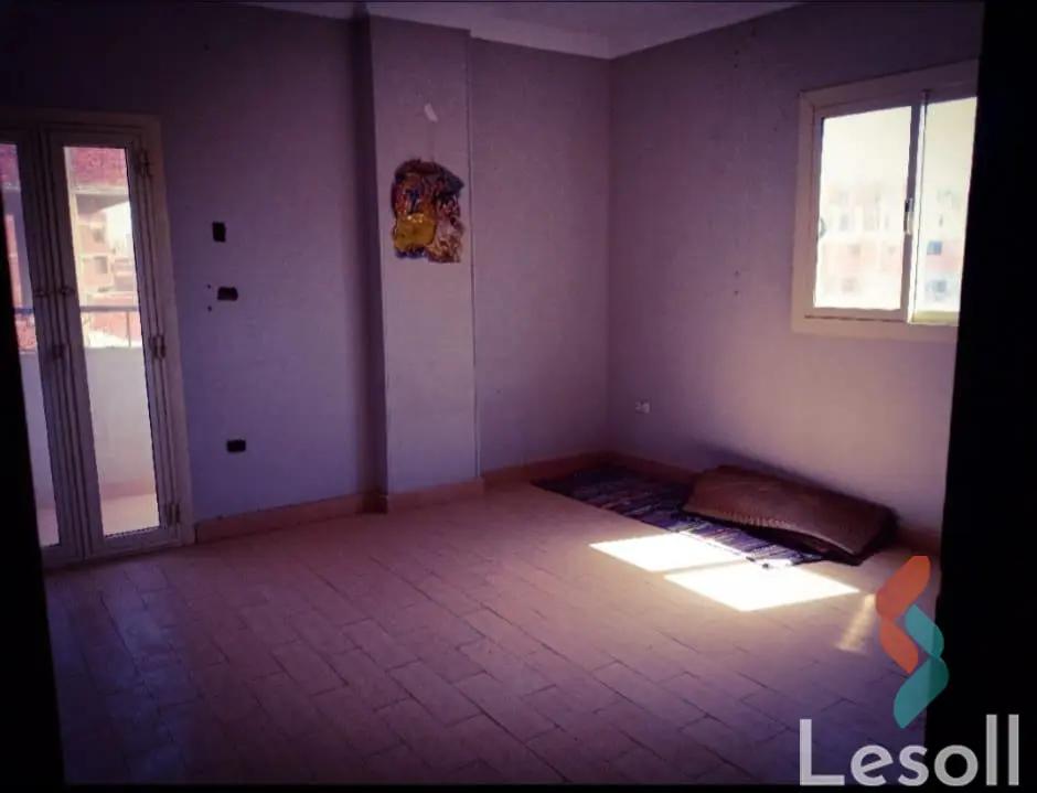 Building for sale with an data.area 130 meters and 2 room in Haram Giza