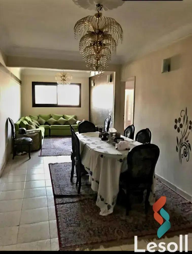 Apartment for sale with an data.area 100 meters and 3 data.rooms in Zawya al-Hamra Cairo