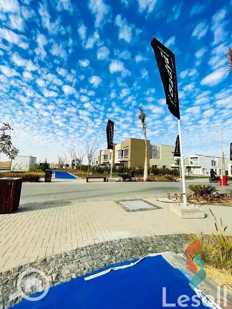 تاون هاوس للبيع بمساحة 230 متر و 4 غرف في السادس من أكتوبر الجيزة