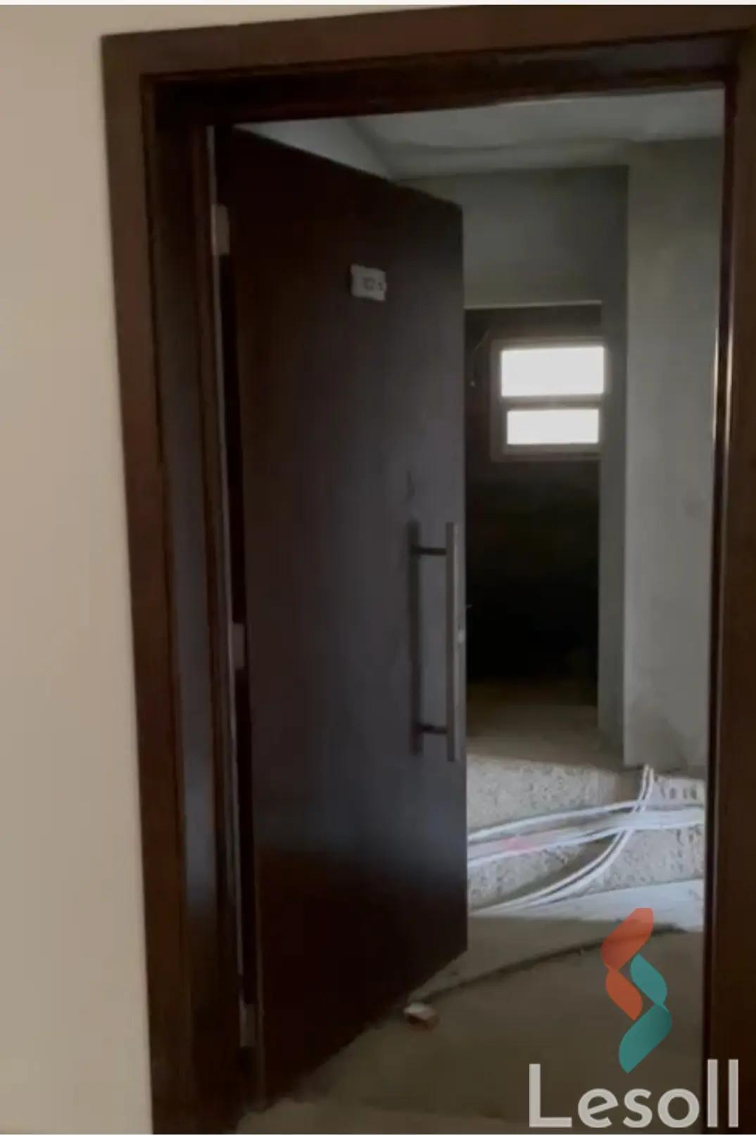 Apartment with garden for sale with an area 158 meters and 2 room in Sixth of October Giza