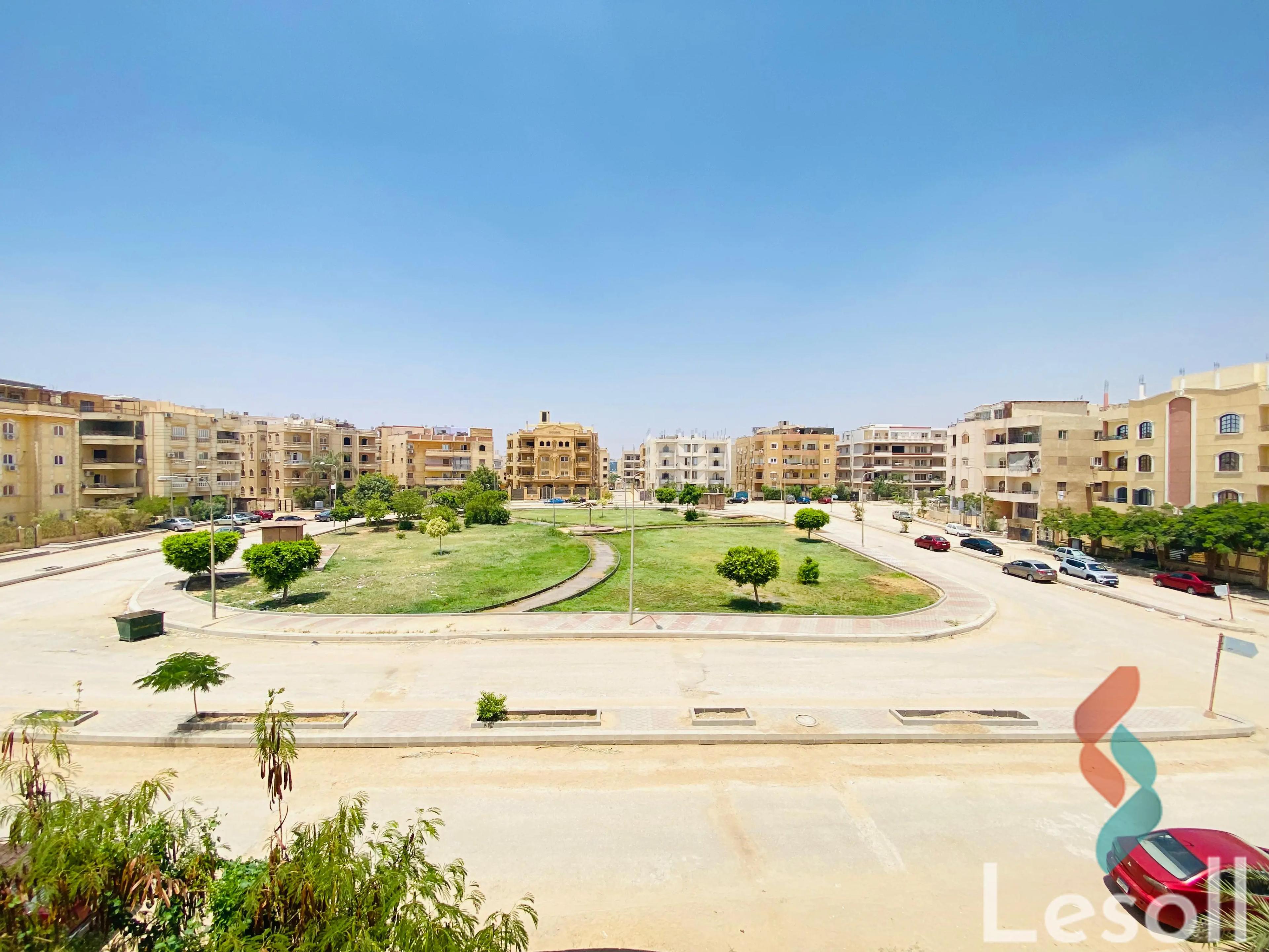 Apartment for sale with an area 160 meters and 3 rooms in Obour Qaliubiya - Image 2