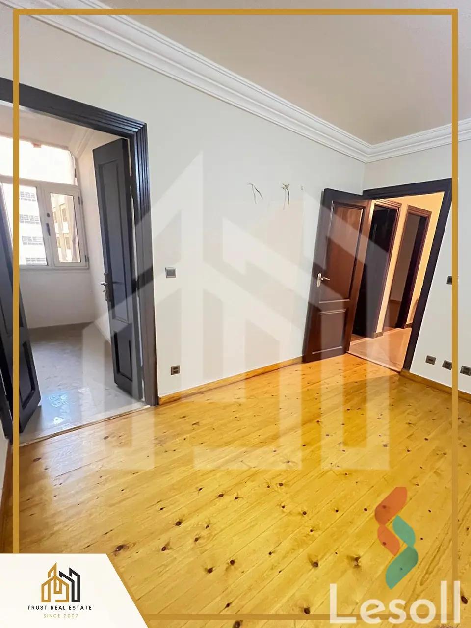 Apartment for sale with an area 195 meters and 3 rooms in Snumberi Kerir Alexandria