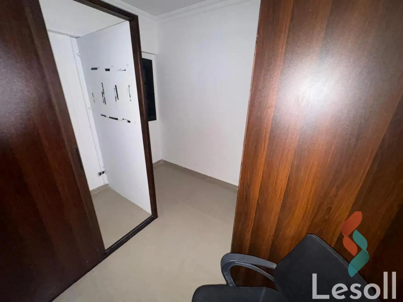 Apartment for sale with an data.area 170 meters and 3 data.rooms in Glim Alexandria