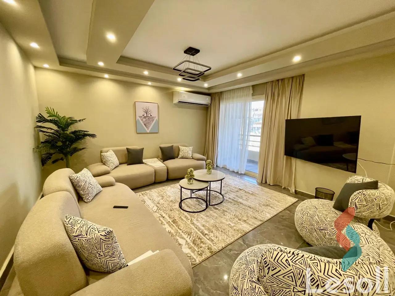 شقق فندقية للايجار اليومي بمساحة 200 متر و 3 غرف في المهندسين الجيزة - صورة 2