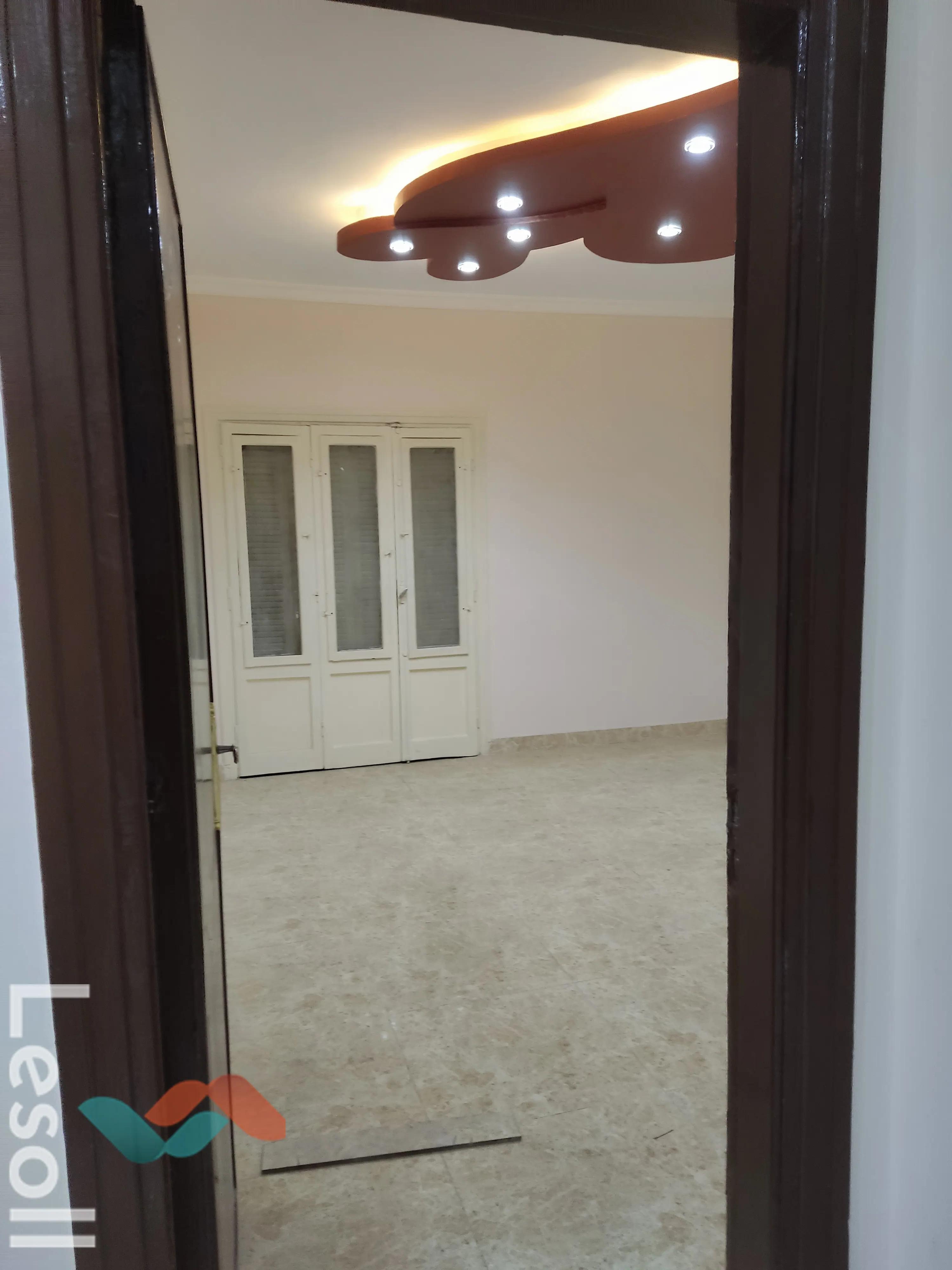 شقق فندقية للايجار الشهري بمساحة 300 متر و 3 غرف في المهندسين الجيزة - صورة 3