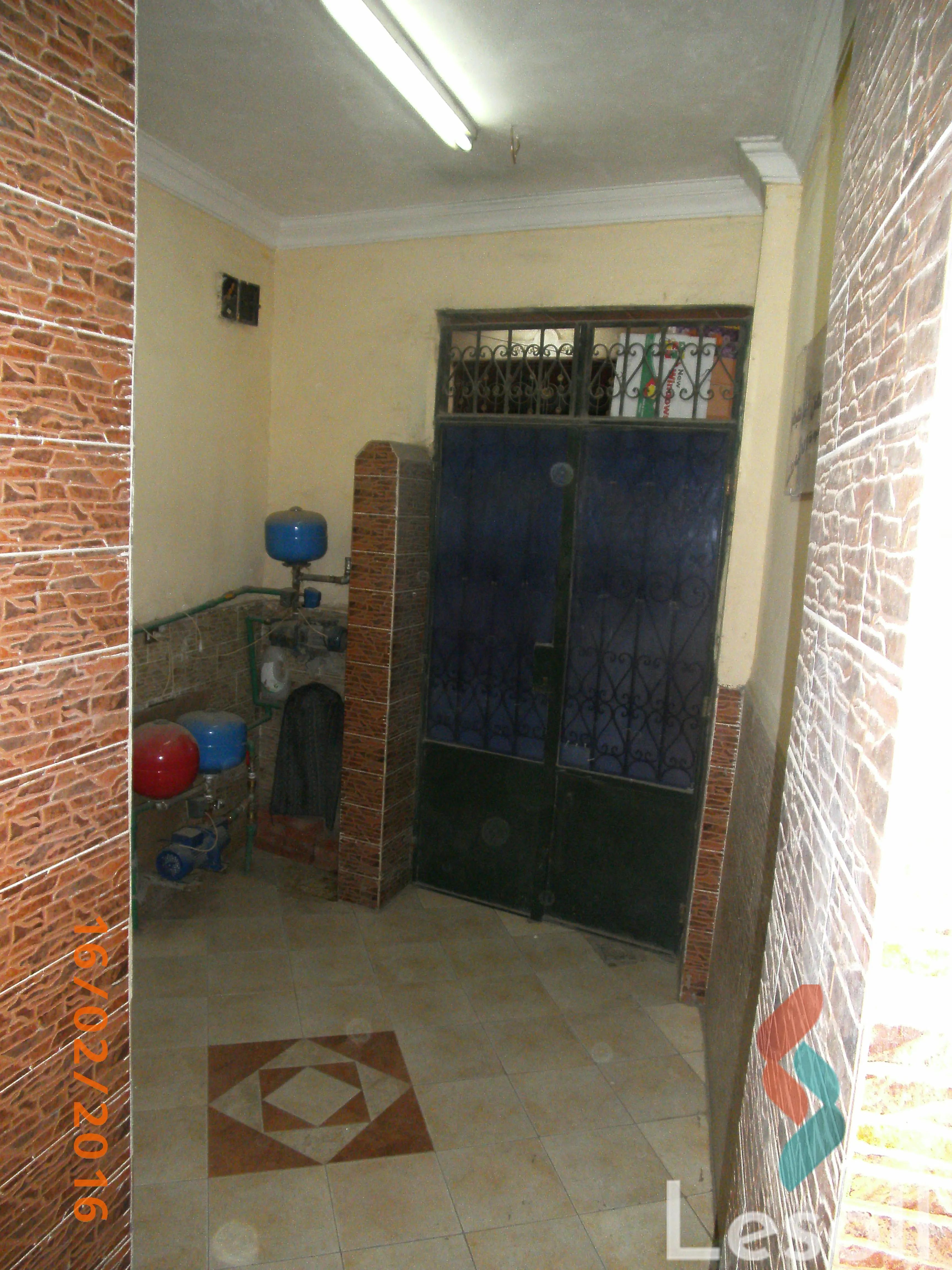 Building for sale with an area 100 meters and 3 rooms in Khosous Qaliubiya - Image 2