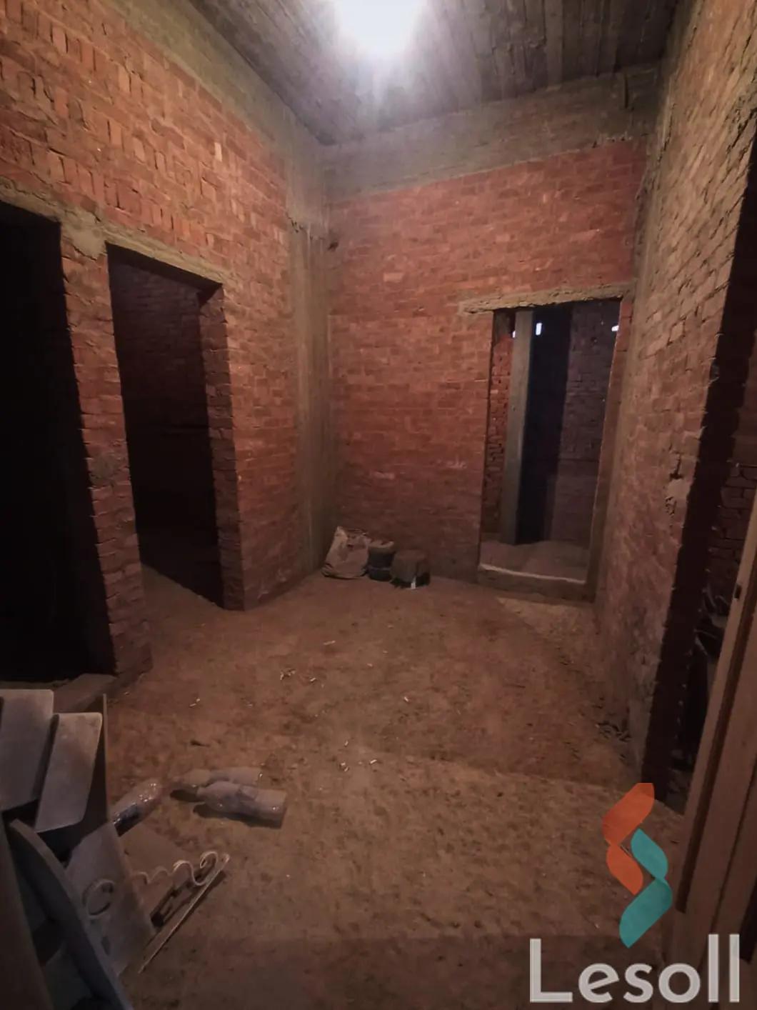 Building for sale with an area 205 meters and in Haram Giza