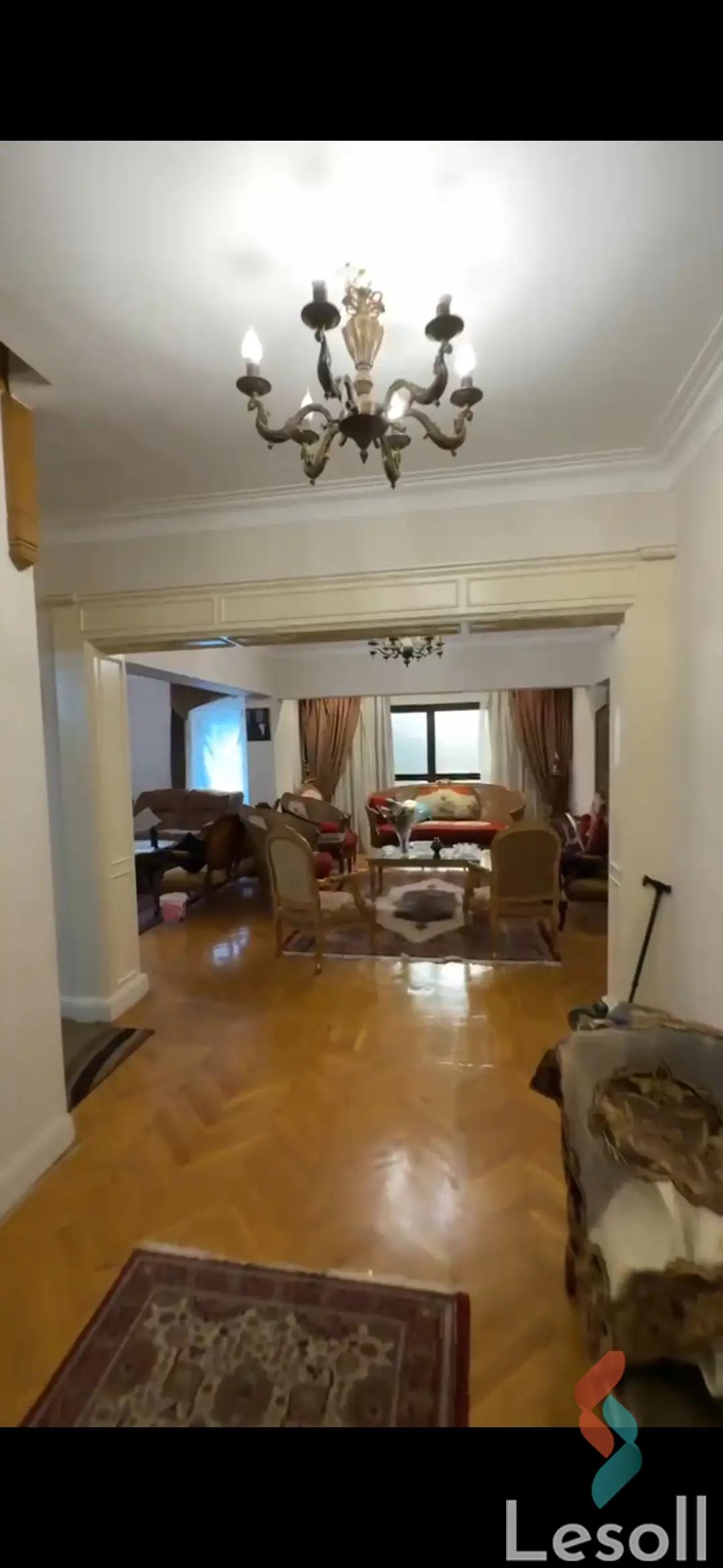 Duplex for sale with an area 250 meters and 4 rooms in Mohandessin Giza