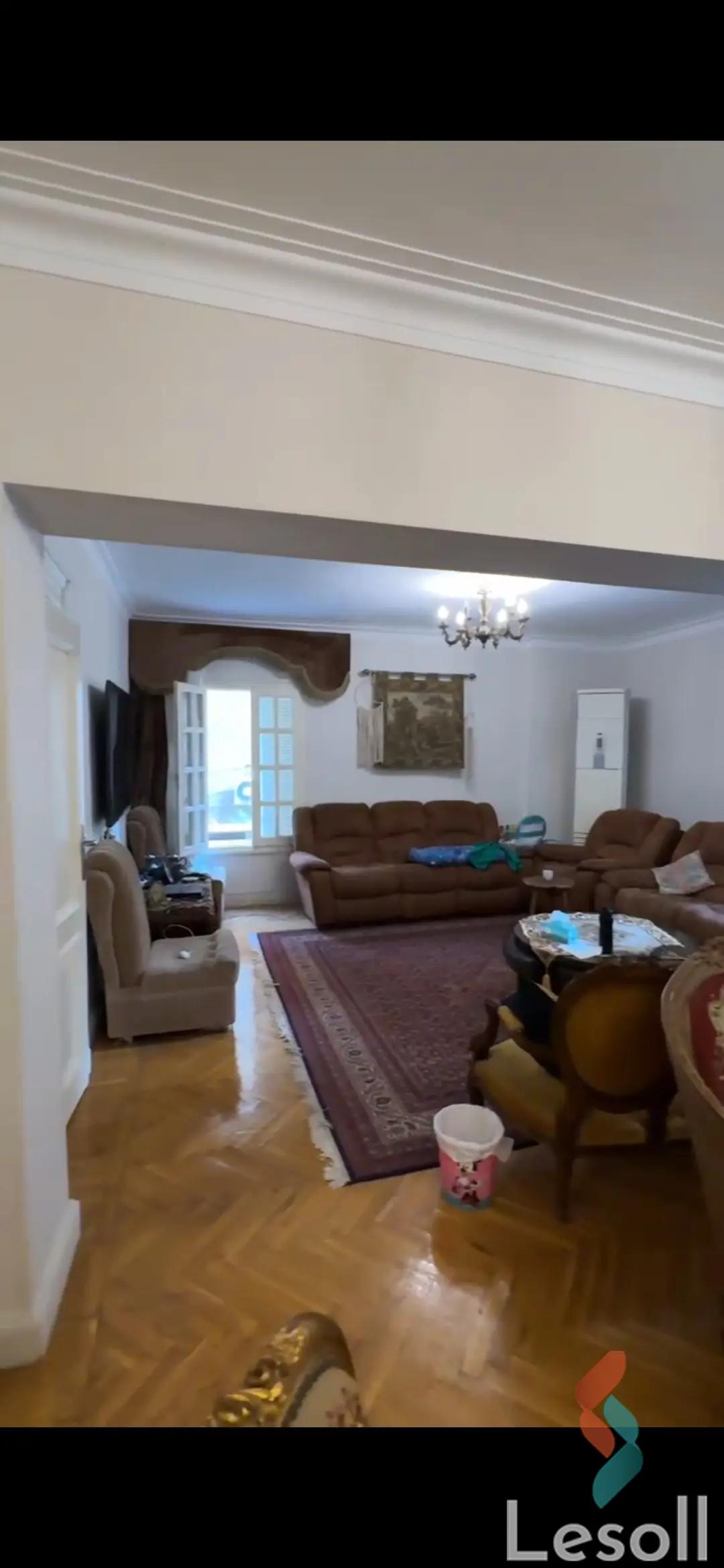 Duplex for sale with an area 250 meters and 4 rooms in Mohandessin Giza