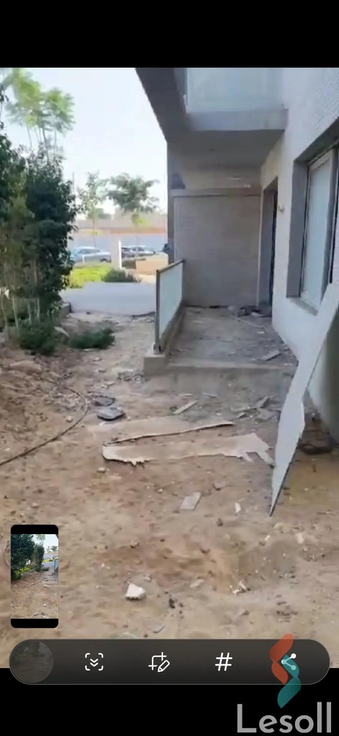 Apartment with garden for sale with an area 210 meters and 2 room in New Cairo Cairo - Image 2