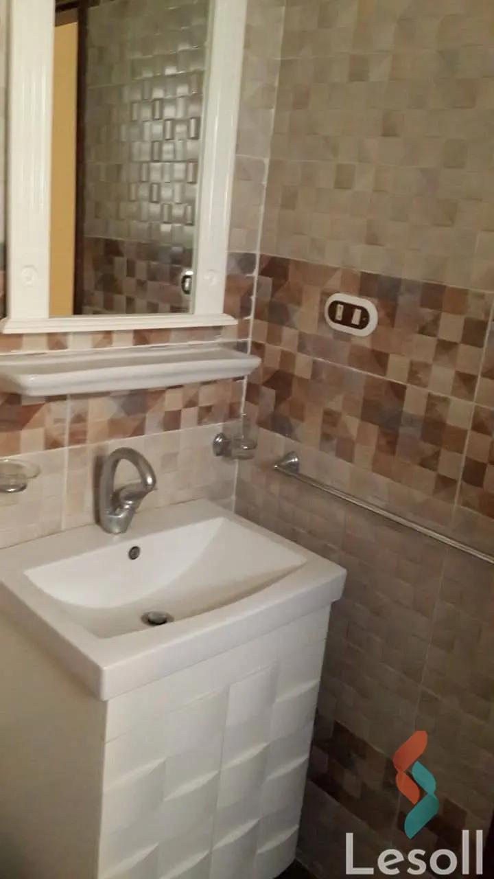 شقة بحديقة للبيع بمساحة 135 متر و 3 غرف في التجمع الاول القاهرة