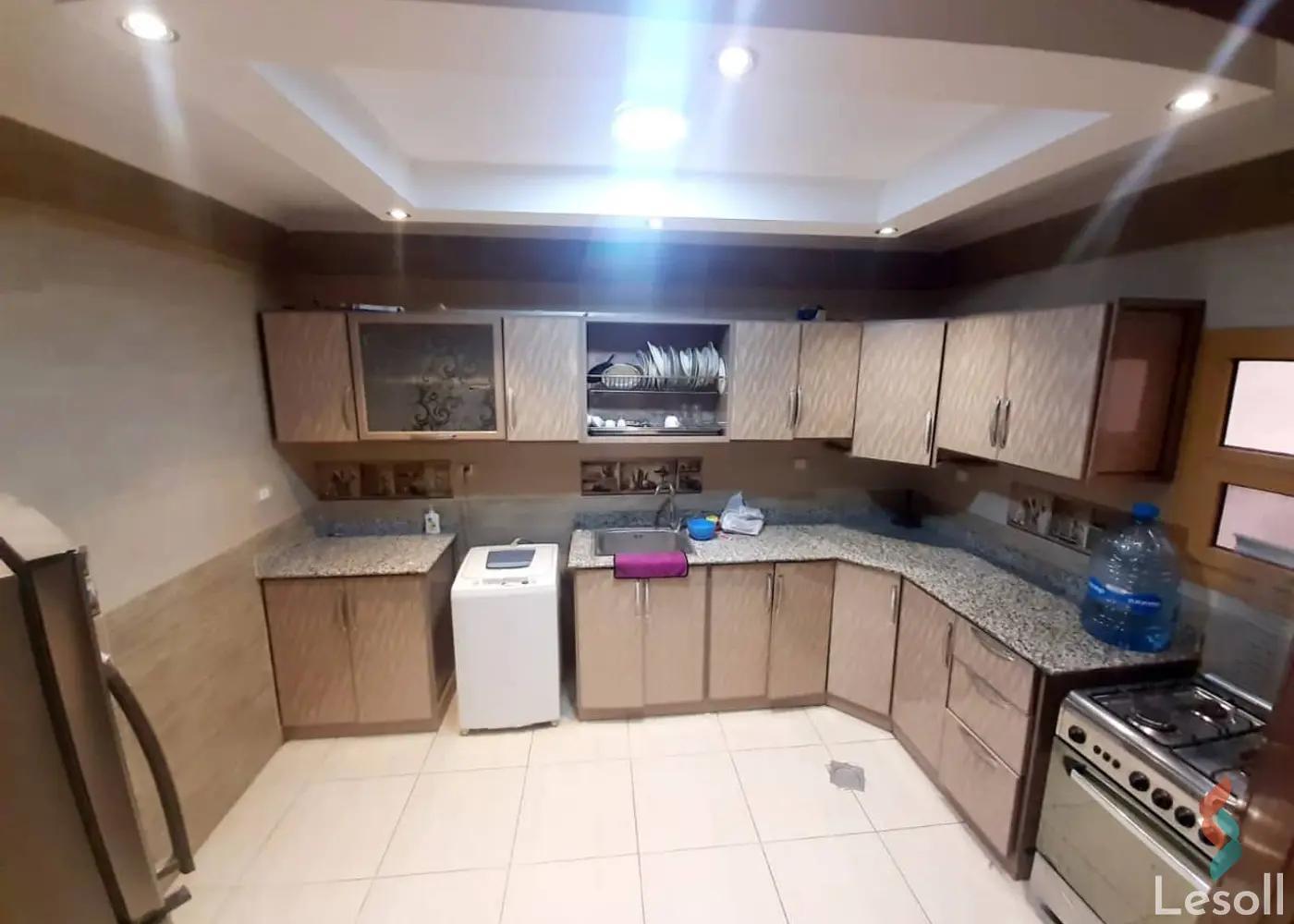 Apartment for daily rent with an data.area 165 meters and 3 rooms in Mohandessin Giza - Image 4