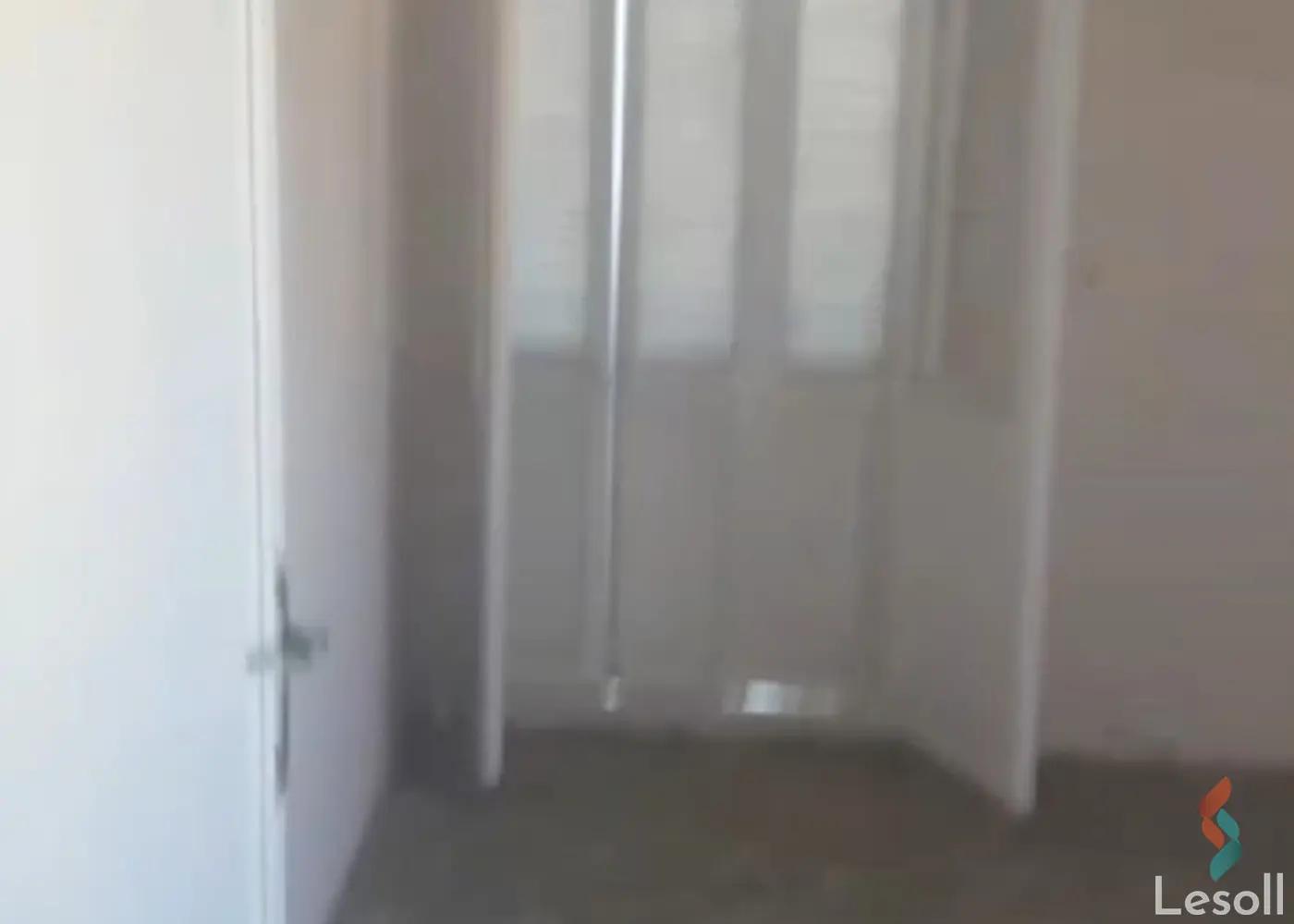 شقة للبيع بمساحة 120 متر و 3 غرف في مدينة نصر القاهرة - صورة 2