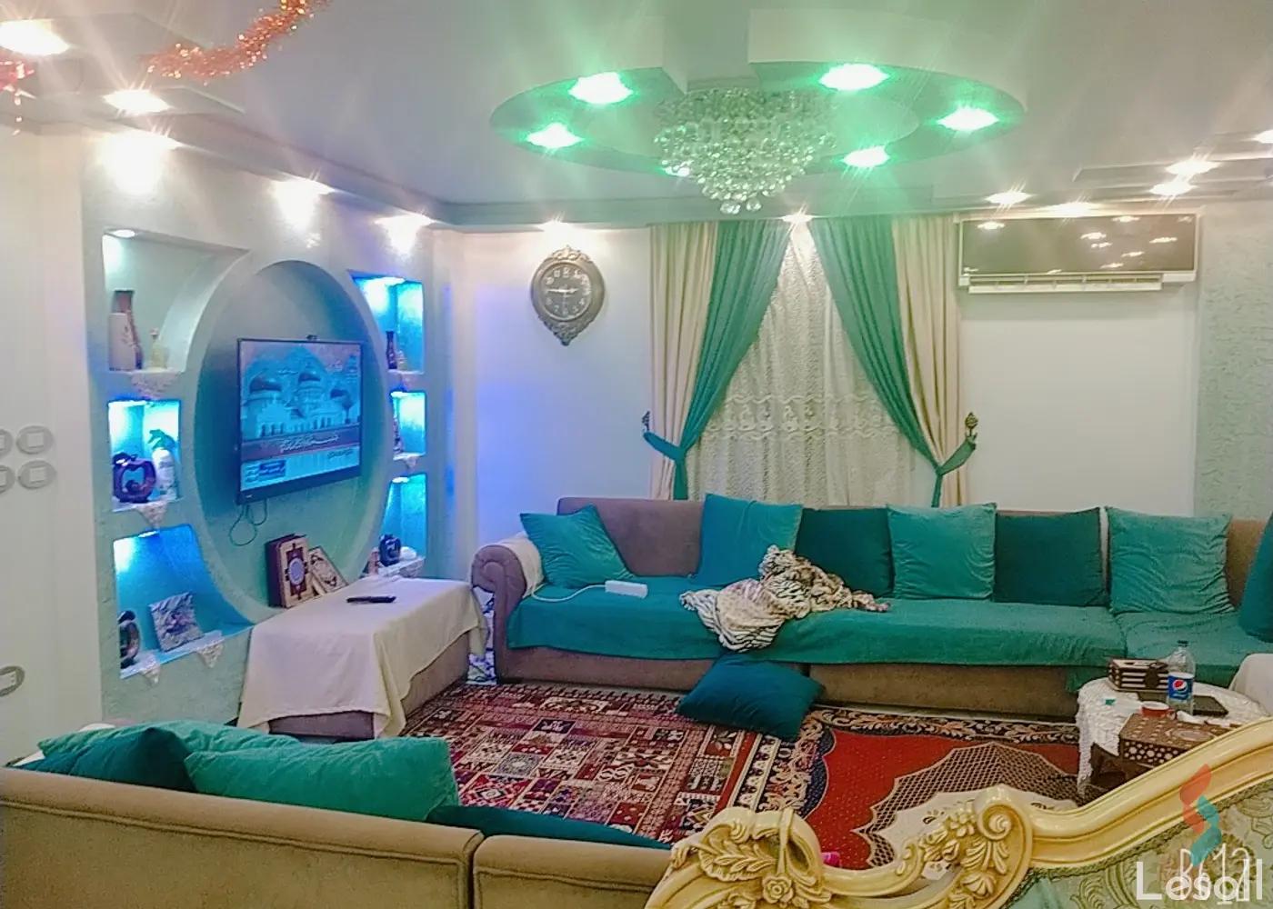 شقة للبيع بمساحة 210 متر و 3 غرف في 6 اكتوبر الجيزة شقة للبيع بمساحة 210 متر و 3 غرف في 6 اكتوبر الجيزة