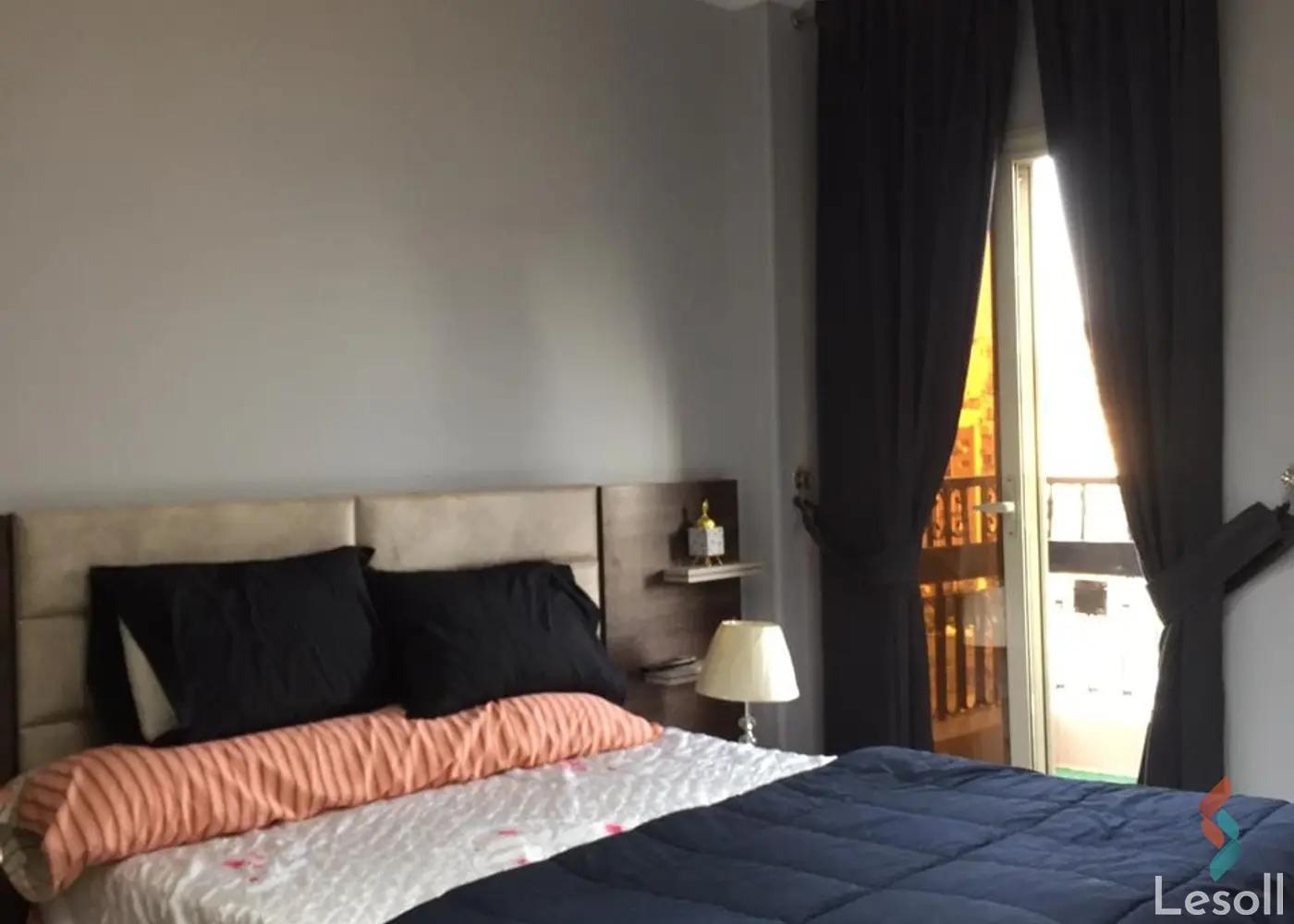 Apartment for daily rent with an data.area 195 meters and 3 rooms in Mohandessin Giza - Image 2