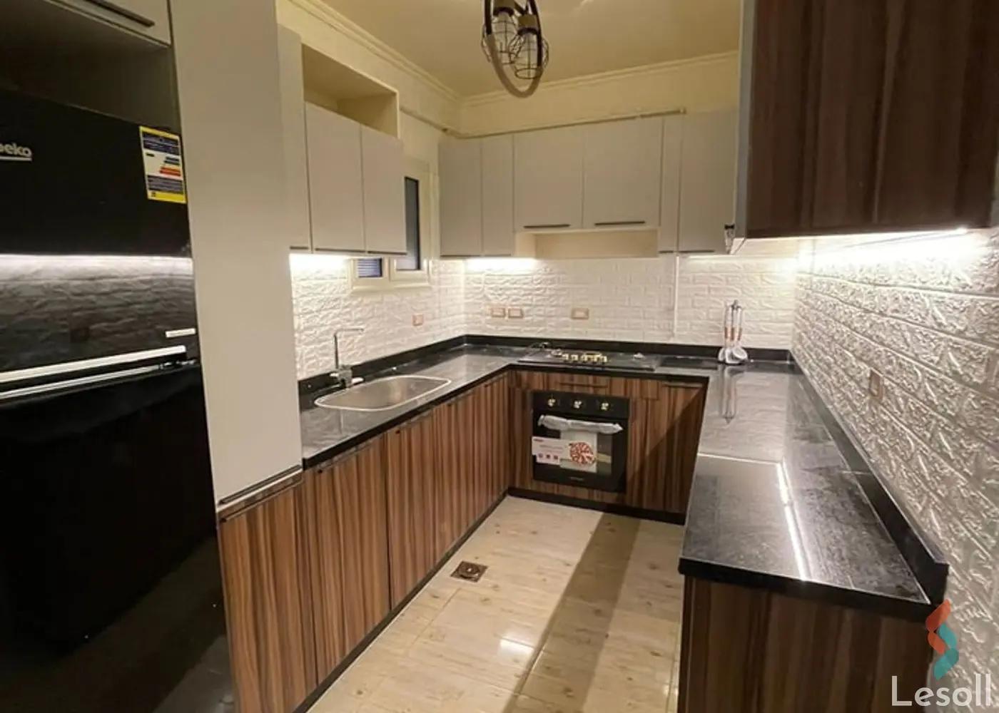 Apartment for daily rent with an data.area 165 meters and 3 rooms in Mohandessin Giza - All Images