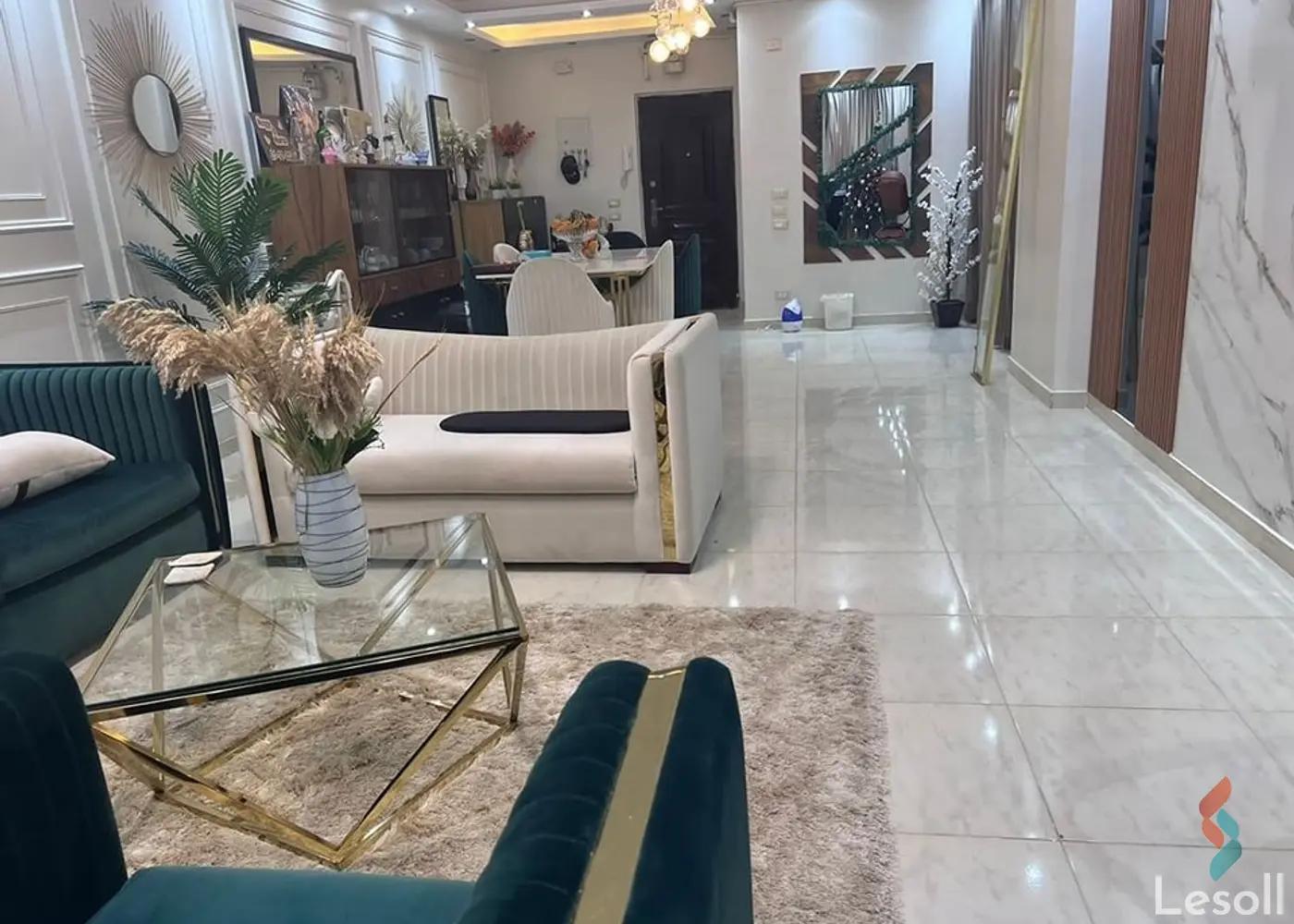 Apartment for daily rent with an data.area 165 meters and 3 rooms in Mohandessin Giza - Image 4