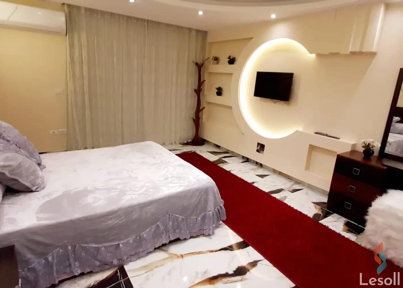 Apartment for daily rent with an data.area 200 meters and 2 rooms in Mohandessin Giza - Image 2