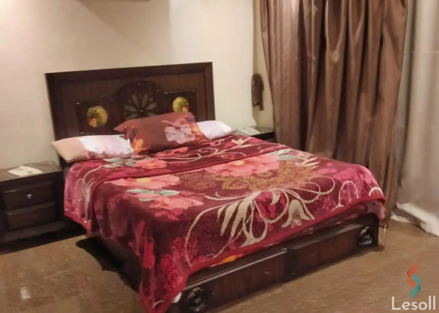 Apartment for daily rent with an data.area 200 meters and 3 rooms in Mohandessin Giza - Image 3