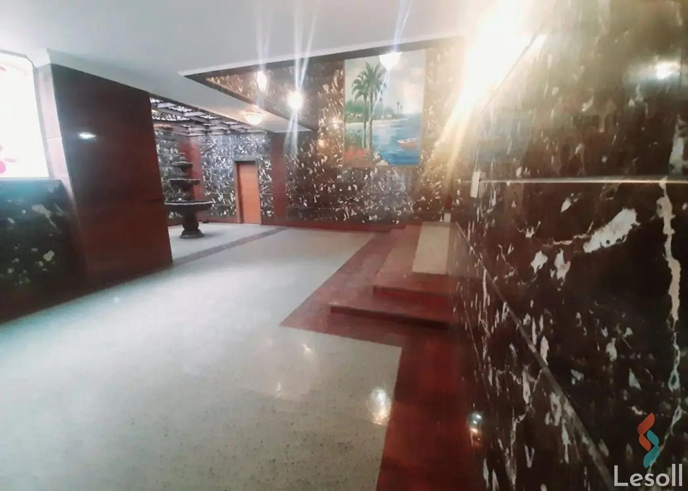 Apartment for daily rent with an data.area 165 meters and 3 rooms in Mohandessin Giza - All Images