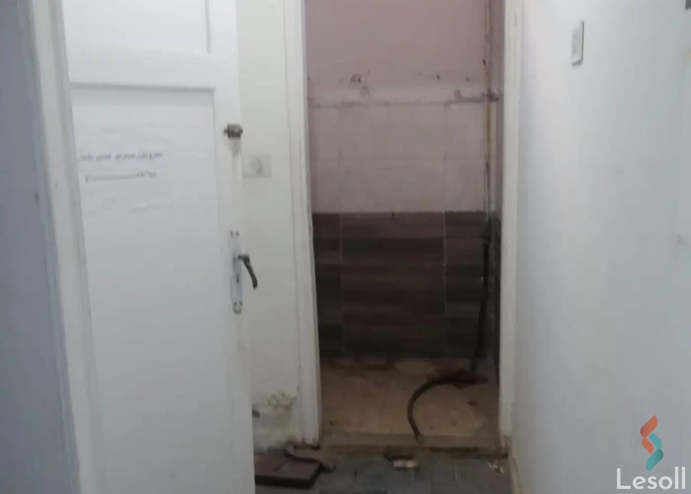 شقة للبيع بمساحة 1,000 متر و 3 غرف في مدينة نصر القاهرة - كل الصور