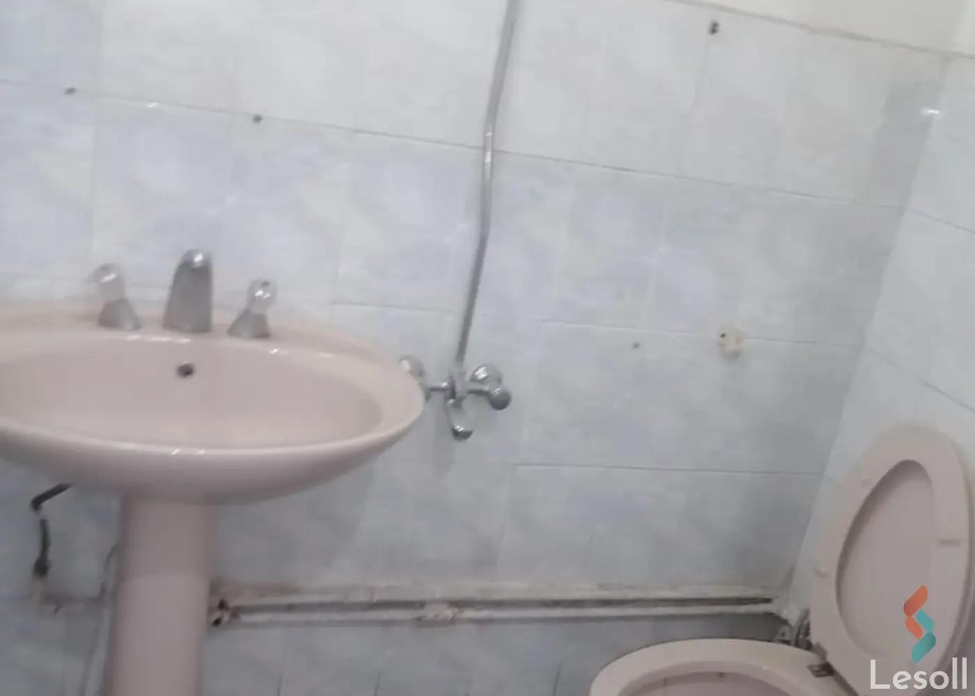 Apartment for sale with an data.area 100 meters and 3 data.rooms in Nasr City Cairo - Image 3