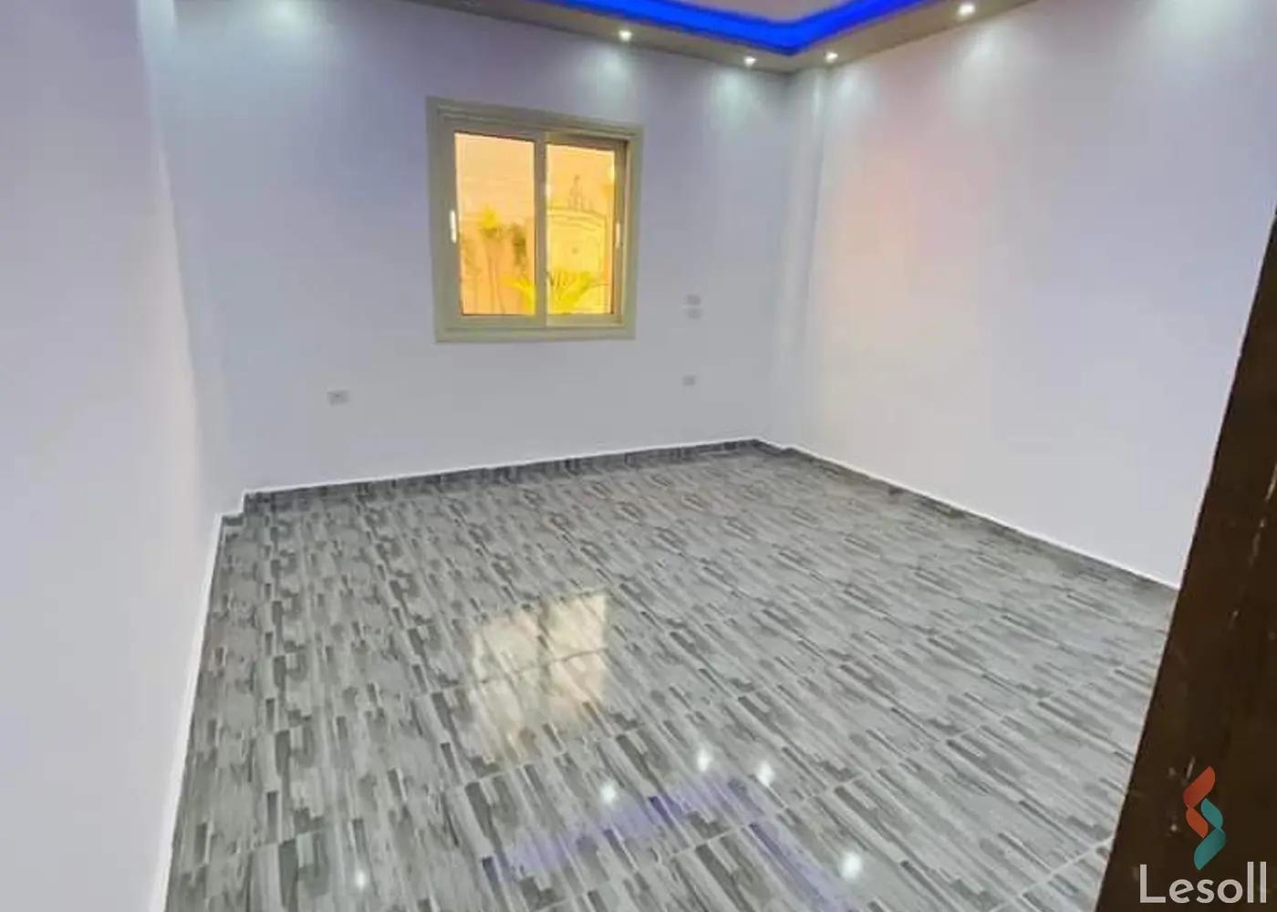 Apartment with garden for sale with an data.area 500 meters and 5 data.rooms in Bourj Alarab Alexandria - All Images