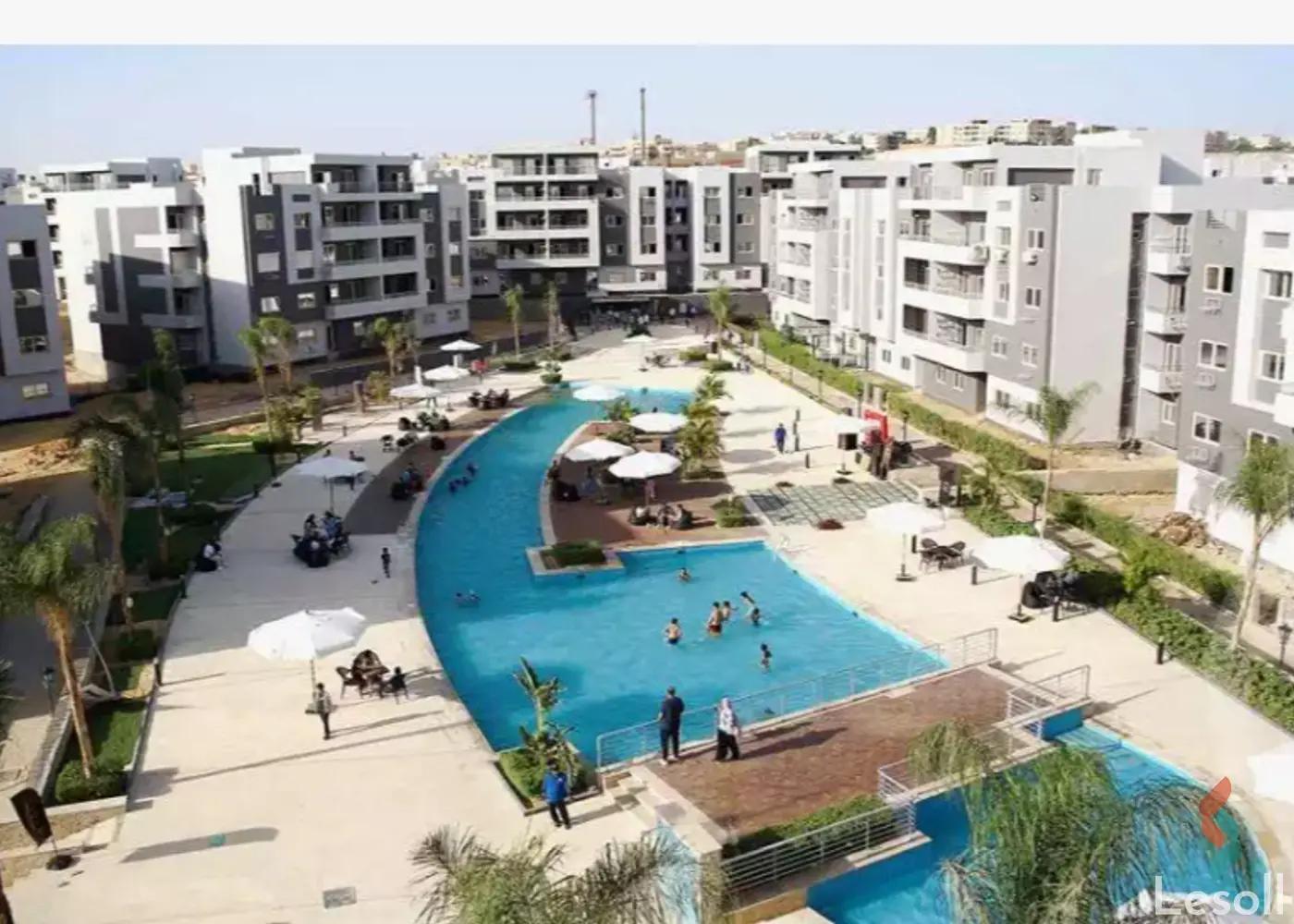 Apartment with garden for sale with an data.area 379 meters and 3 data.rooms in Obour Qaliubiya