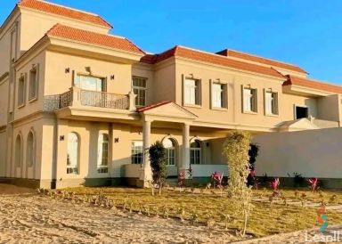 Townhouse for sale with an data.area 402 meters and 5 data.rooms in Mansoura Dakahlia