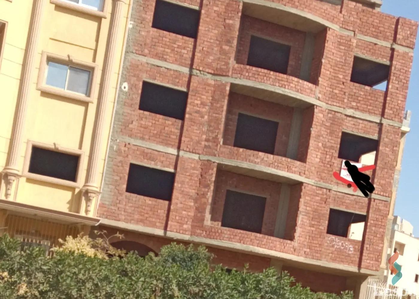 Building for sale with an data.area 270 meters and 12 data.rooms in 5th Settlement Cairo - Image 2