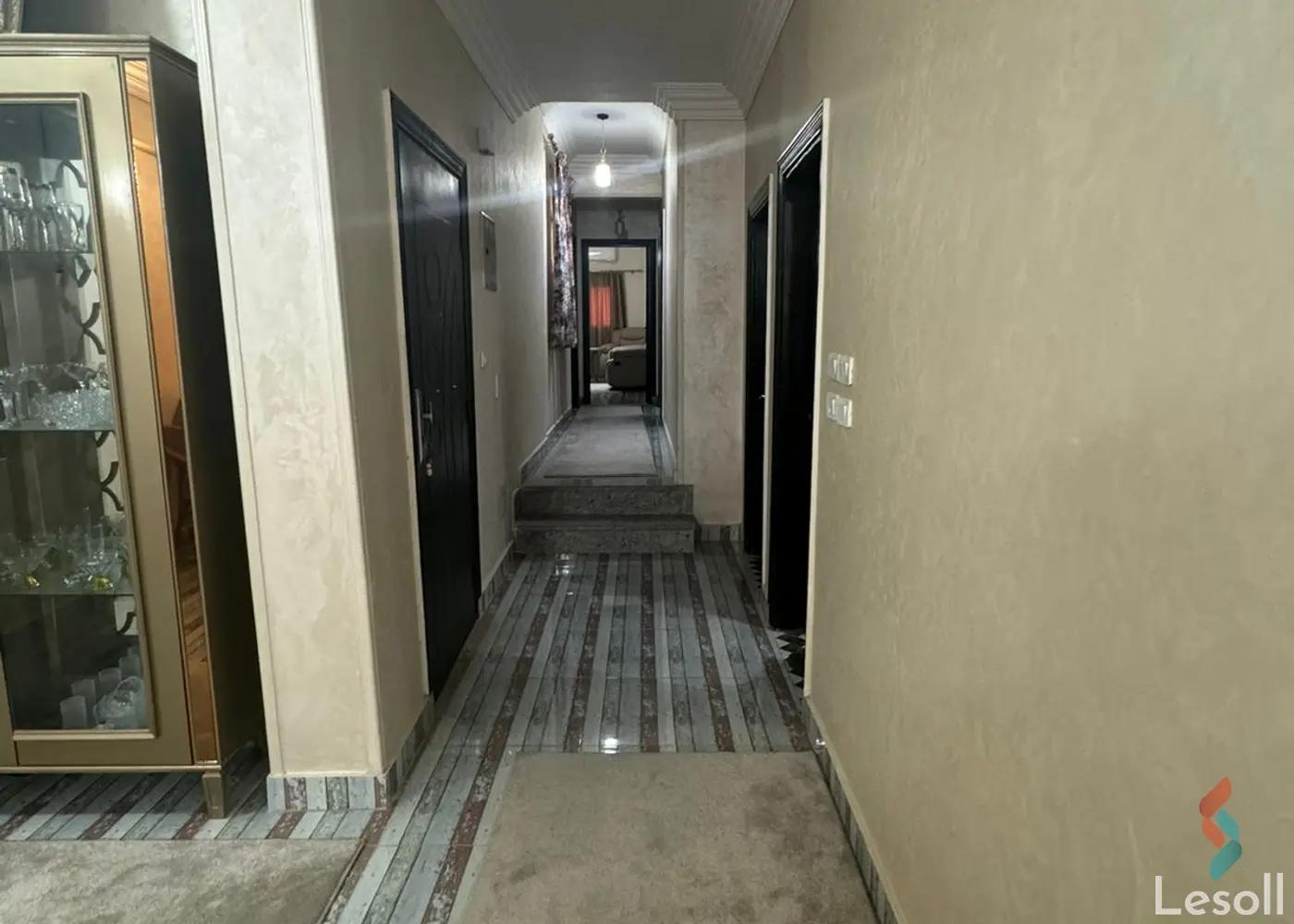 شقة للبيع بمساحة 200 متر و 3 غرف في التجمع الخامس القاهرة - كل الصور