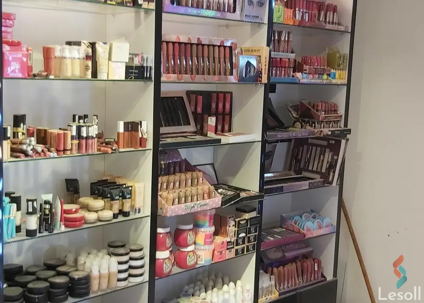 Retail for sale with an area of 52 meters in Hadayek Alahram Giza - All Images