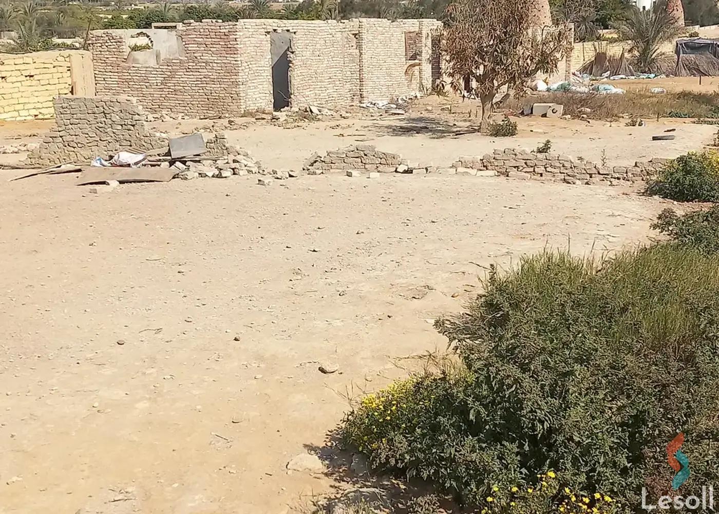 ارض زراعية للبيع بمساحة 4000 متر في العبور القليوبية