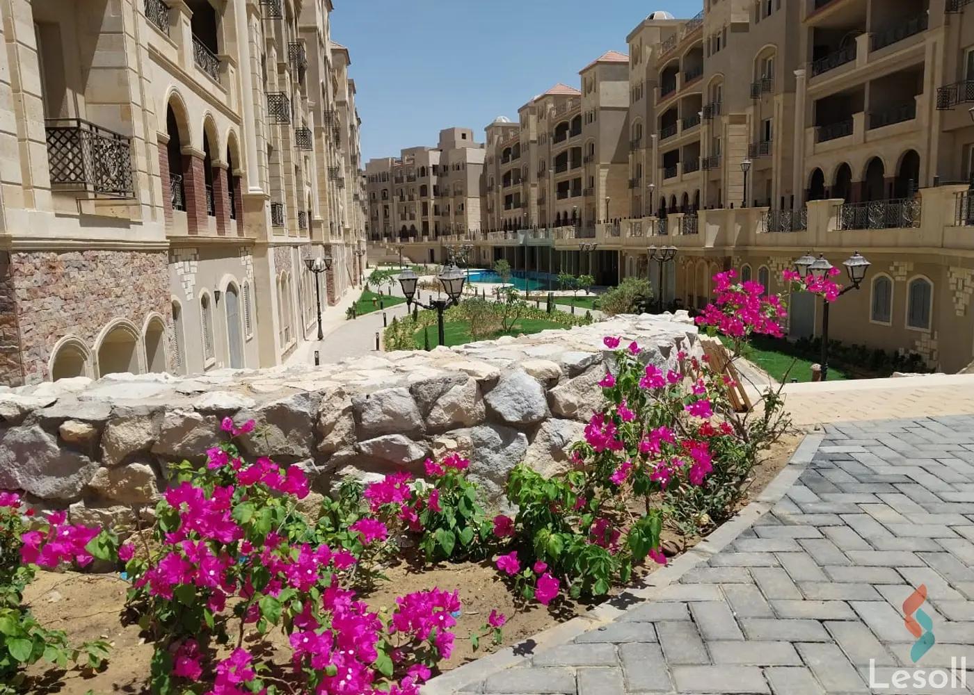 شقة للبيع بمساحة 153 متر و 3 غرف في التجمع الخامس القاهرة - صورة 3