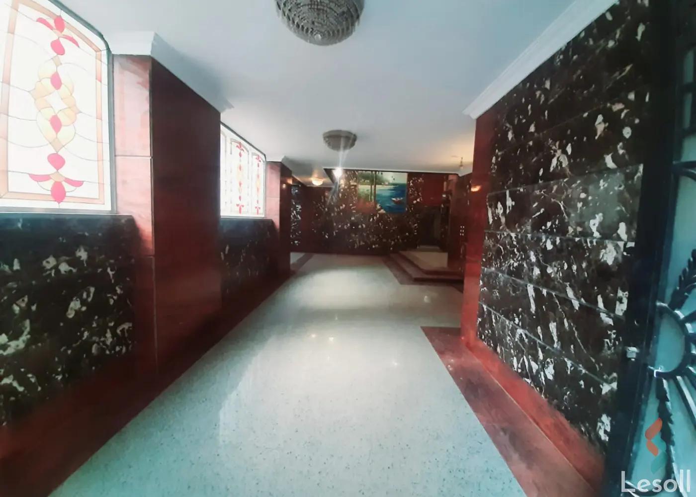 Apartment for daily rent with an data.area 165 meters and 3 rooms in Mohandessin Giza - Image 4