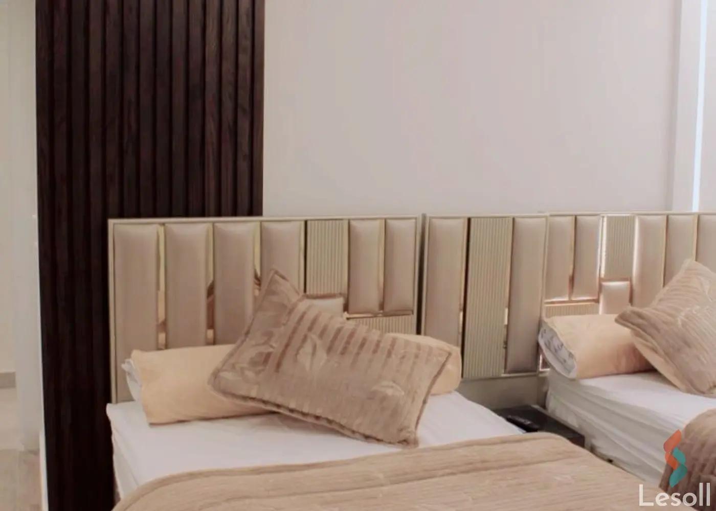 Apartment for daily rent with an data.area 320 meters and 3 rooms in Mohandessin Giza - Image 2