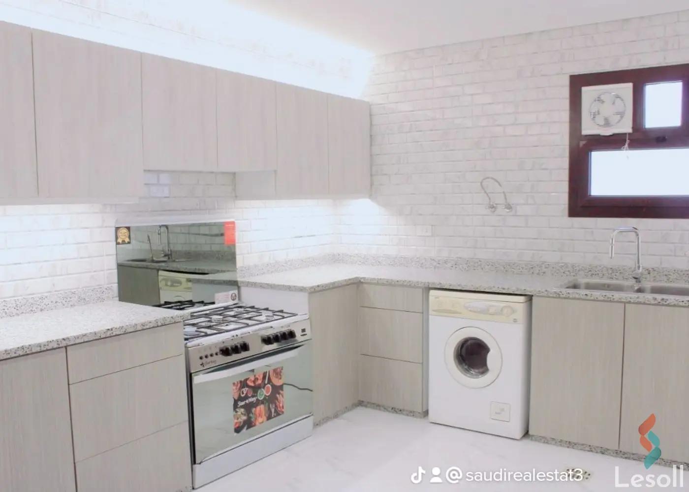 Apartment for daily rent with an data.area 320 meters and 3 rooms in Mohandessin Giza - Image 3