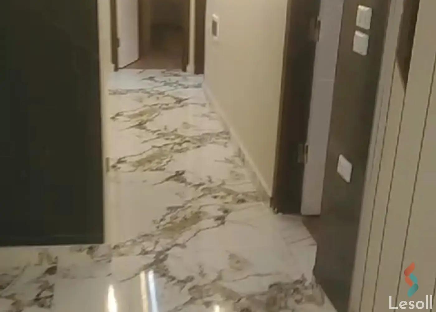 شقة للبيع بمساحة 240 متر و 3 غرف في حدائق الأهرام الجيزة شقة للبيع بمساحة 240 متر و 3 غرف في حدائق الأهرام الجيزة