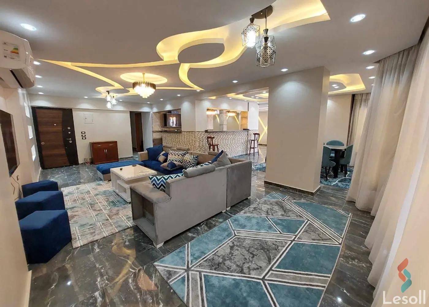 Apartment for monthly rent with an data.area 257 meters and 3 rooms in Mohandessin Giza - Image 4