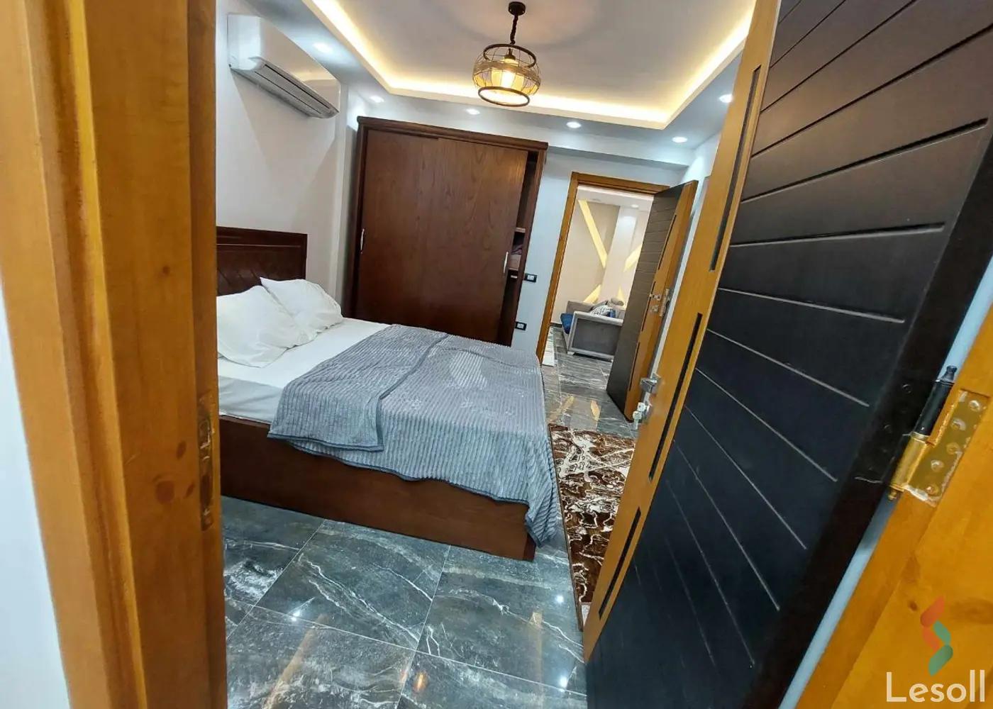 Apartment for monthly rent with an data.area 257 meters and 3 rooms in Mohandessin Giza - Image 2