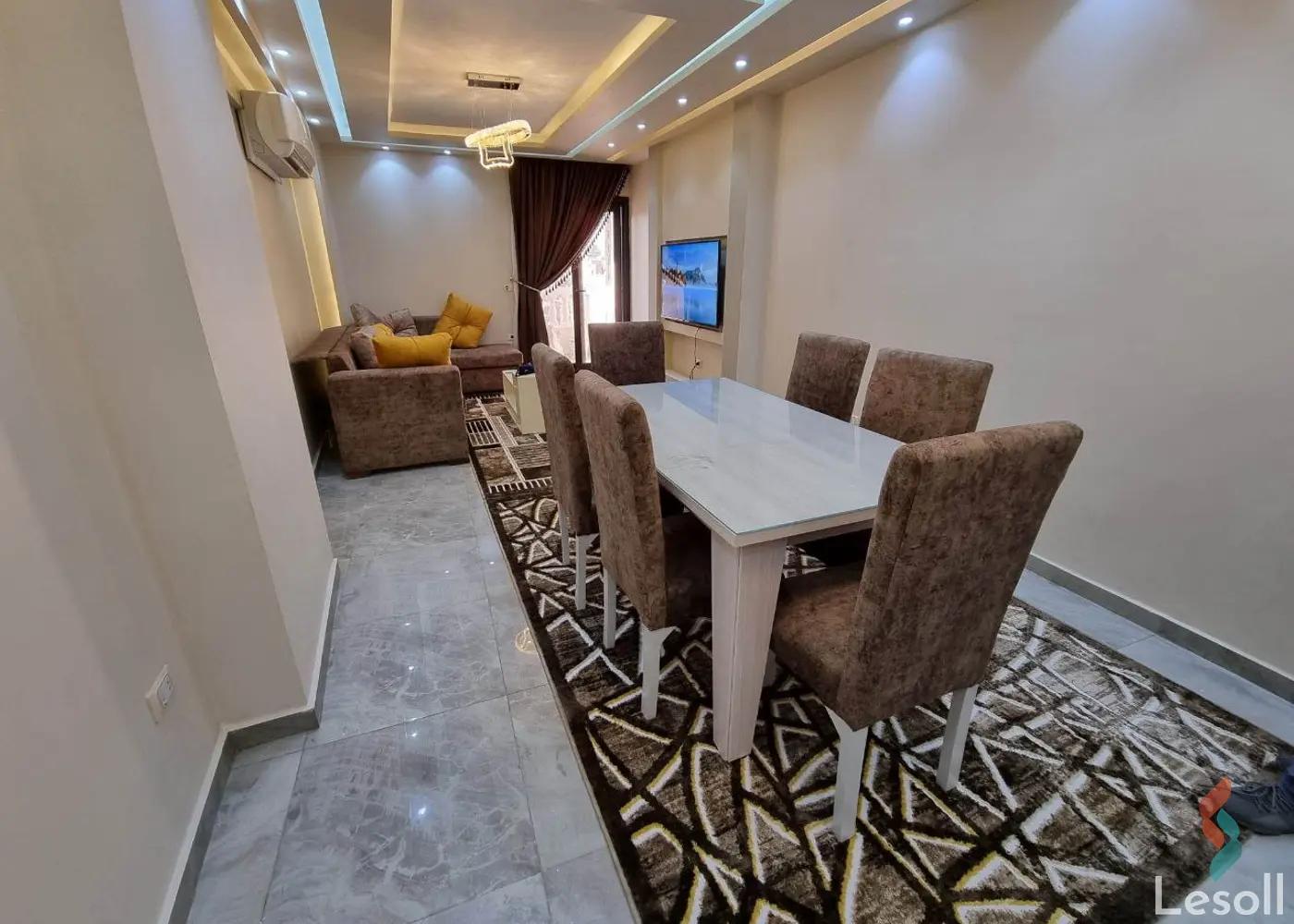 Apartment for daily rent with an data.area 170 meters and 3 rooms in Mohandessin Giza - Image 4