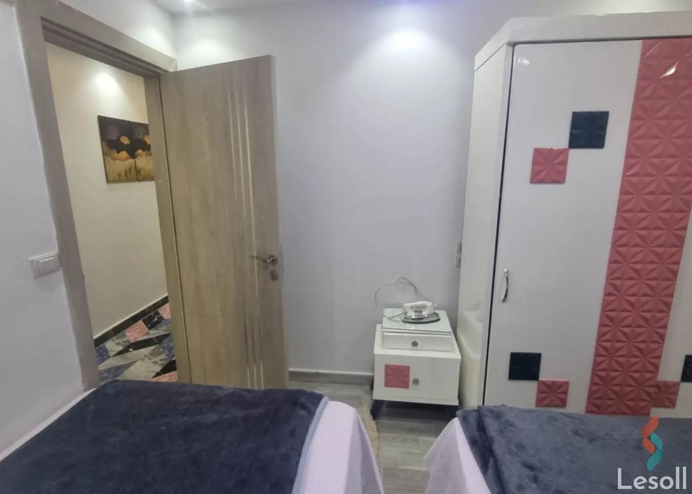 Apartment for daily rent with an data.area 145 meters and 3 rooms in Mohandessin Giza - Image 3