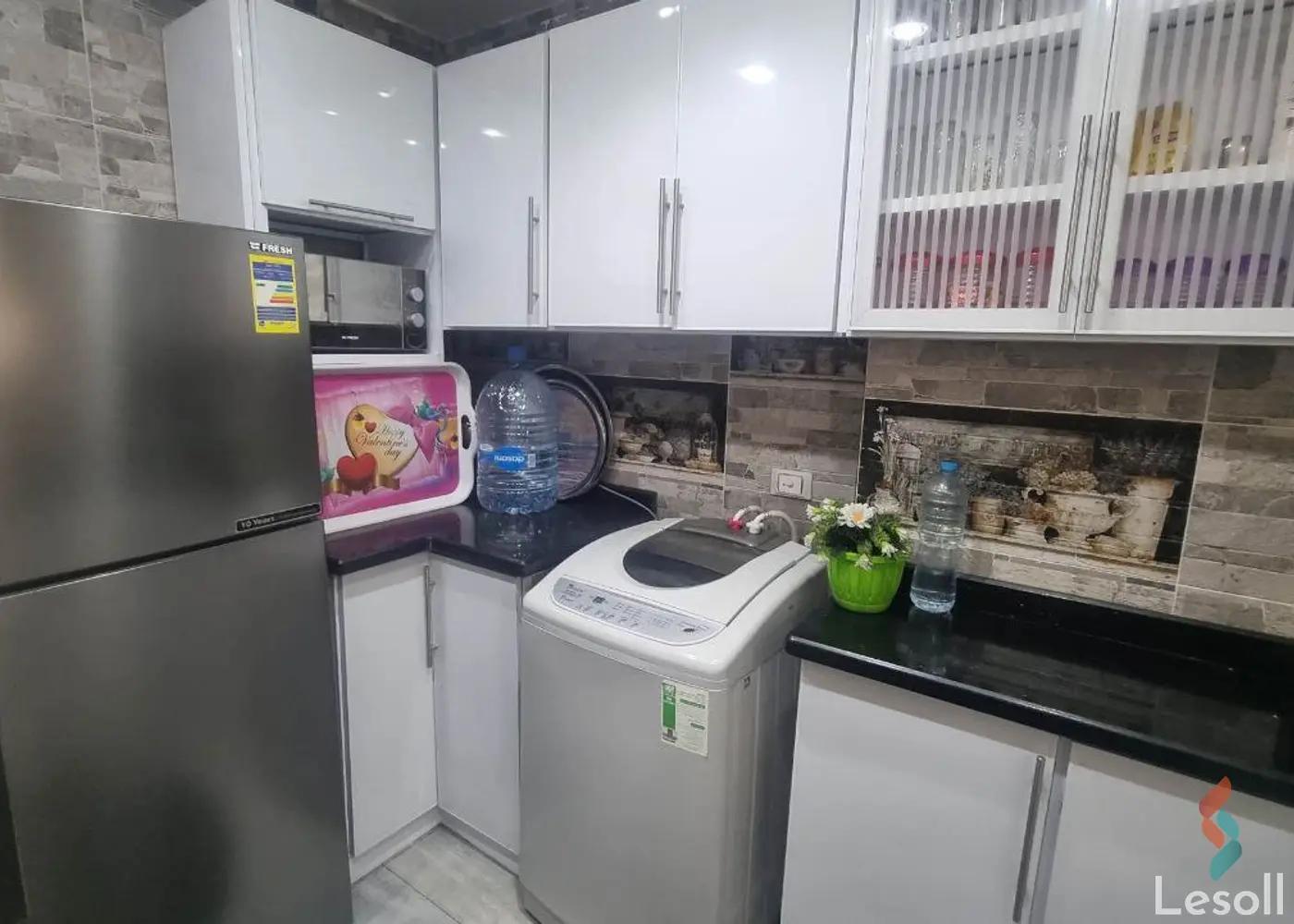 Apartment for daily rent with an data.area 145 meters and 3 rooms in Mohandessin Giza - All Images