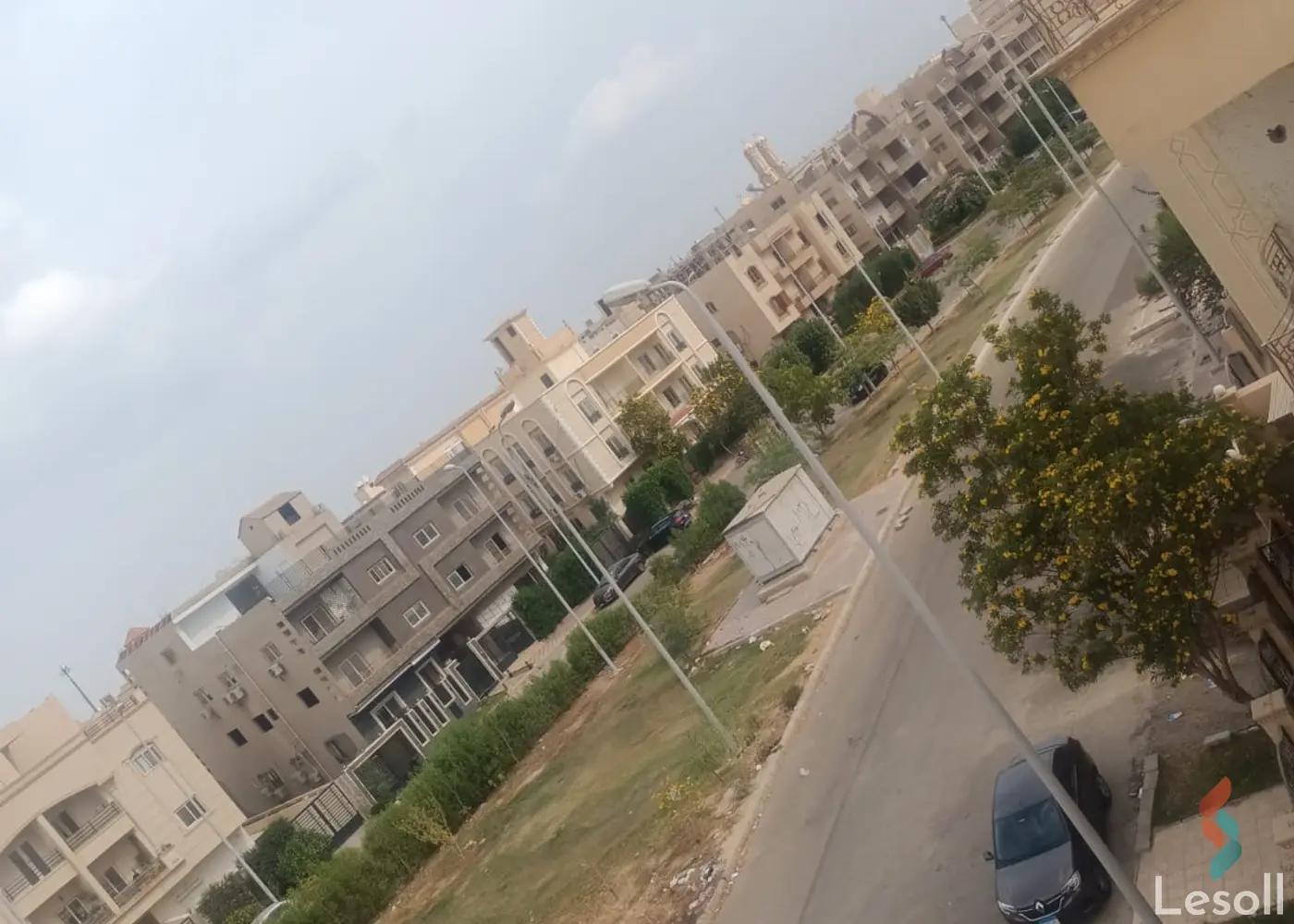 Apartment for sale with an data.area 200 meters and 3 data.rooms in Cheikh Zayed Giza - Image 3