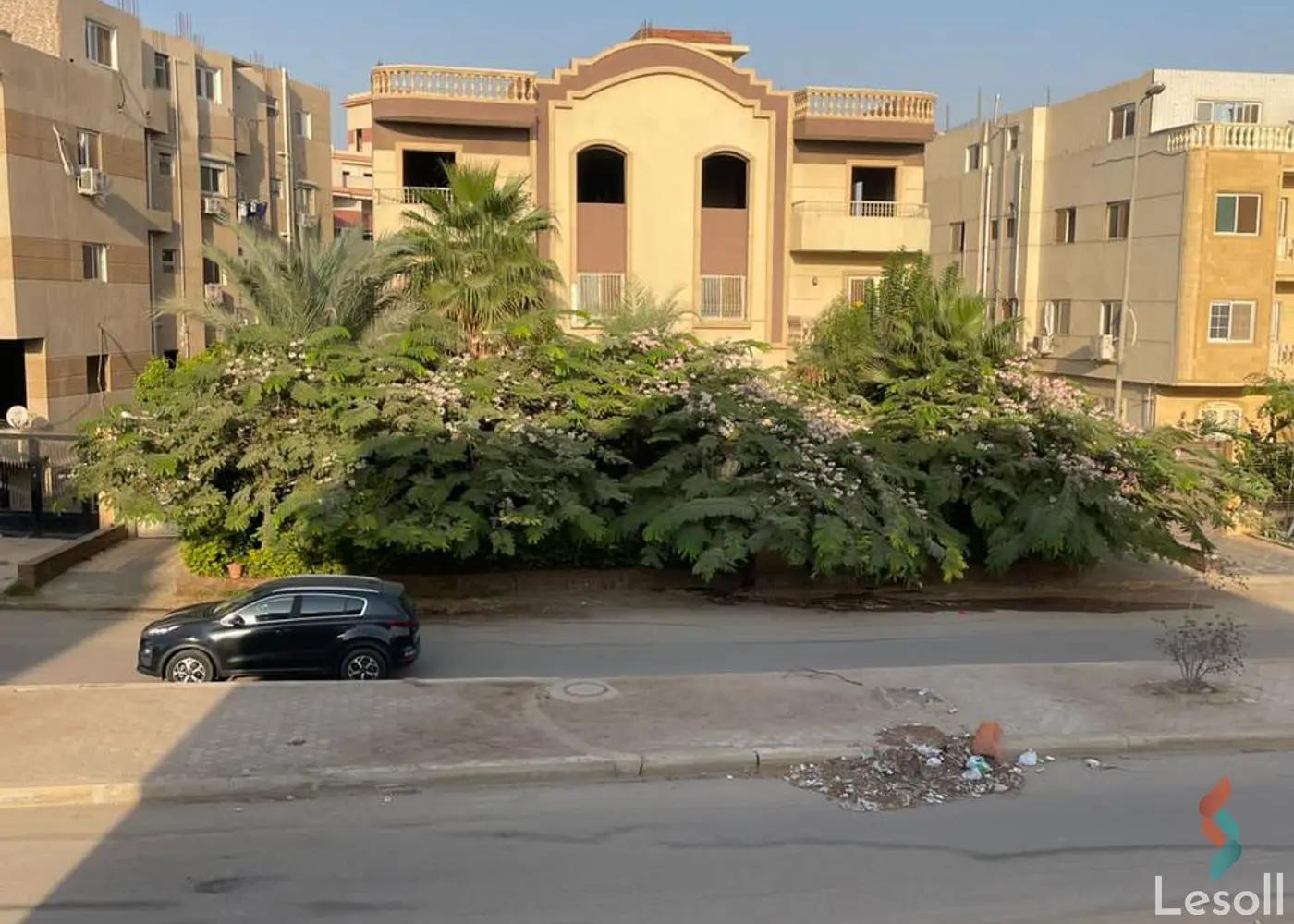 Apartment for sale with an data.area 220 meters and 3 data.rooms in Cheikh Zayed Giza - Image 2