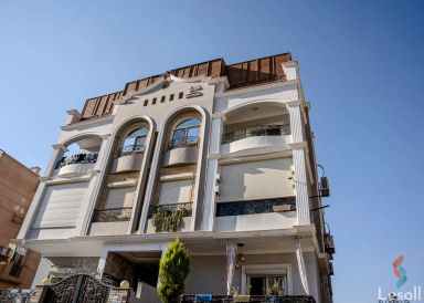 Duplex for sale with an data.area 350 meters and 6 data.rooms in Cheikh Zayed Giza