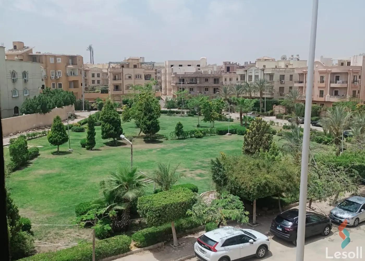 Apartment for sale with an data.area 240 meters and 4 data.rooms in Cheikh Zayed Giza - Image 3