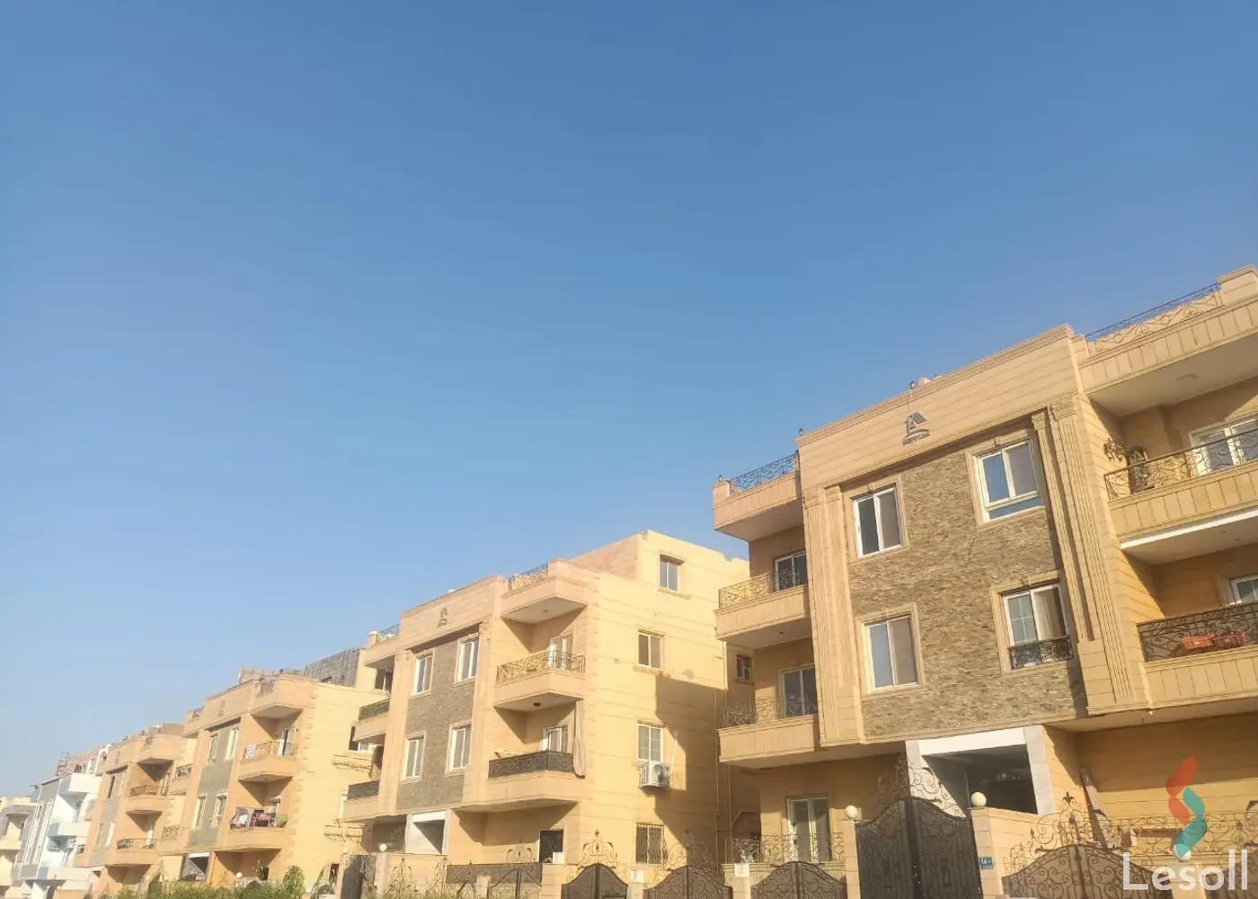 Apartment for sale with an data.area 175 meters and 3 data.rooms in Cheikh Zayed Giza - Image 4